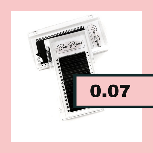 Boîtiers de cils 0.07 VOLUME
